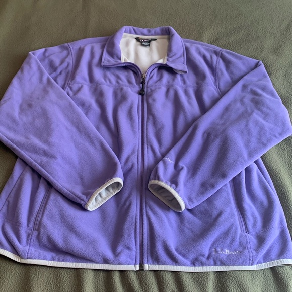 L.L. Bean Polartec purple jacket. Size large - Picture 1 of 12